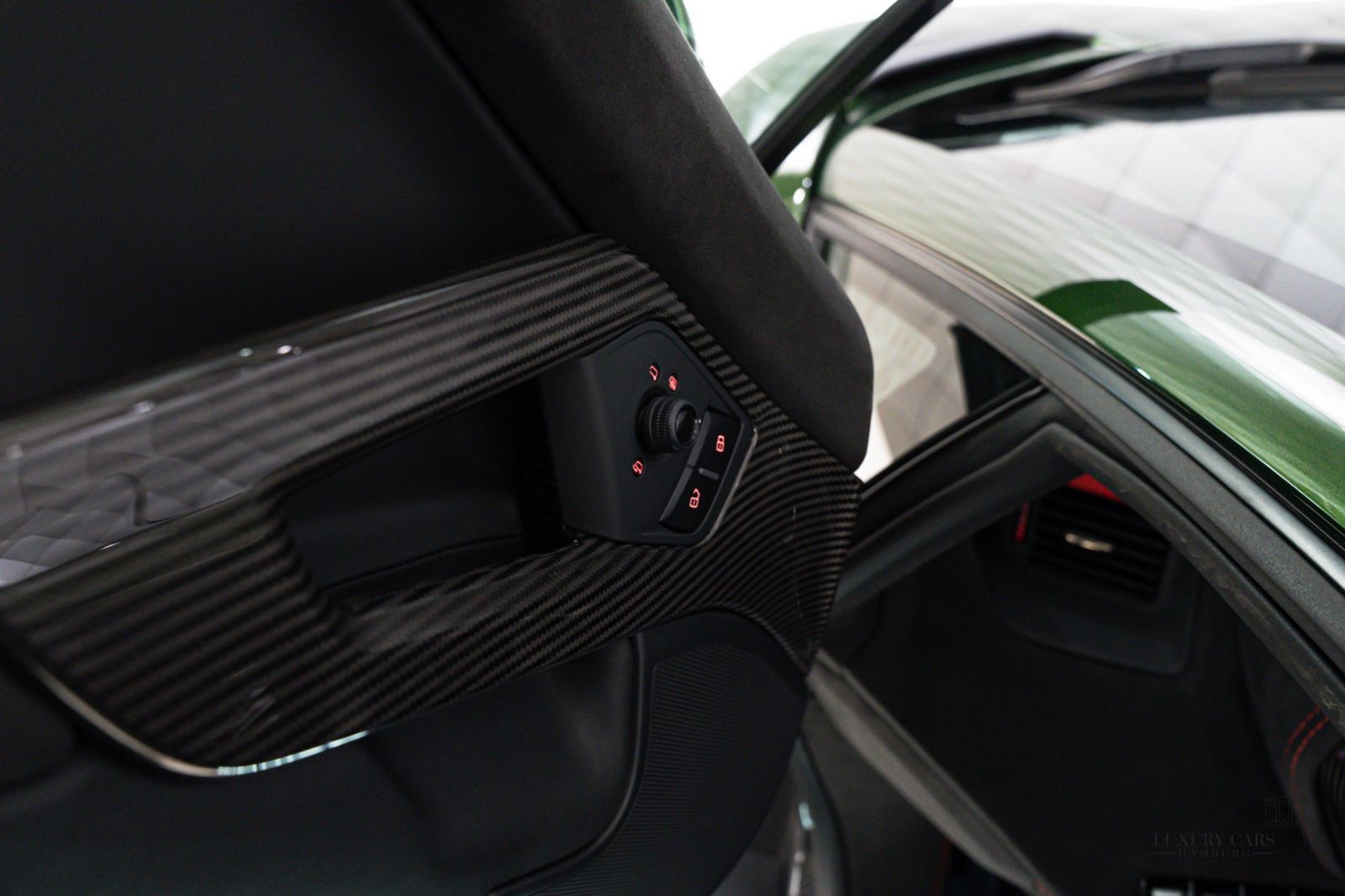 2022 Lamborghini Aventador Ultimae, 53/54