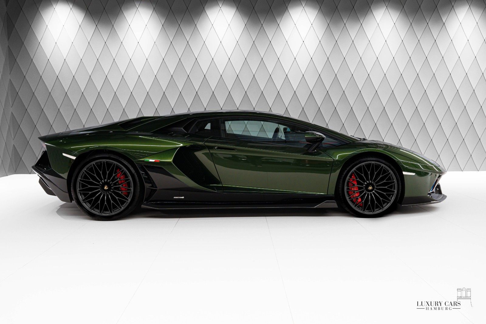 2022 Lamborghini Aventador Ultimae, 3/54