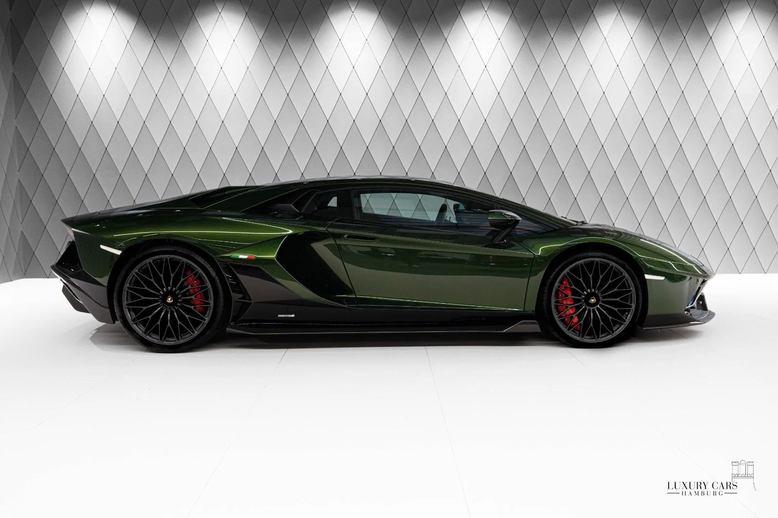 2022 Lamborghini Aventador Ultimae for sale, exterior, Green