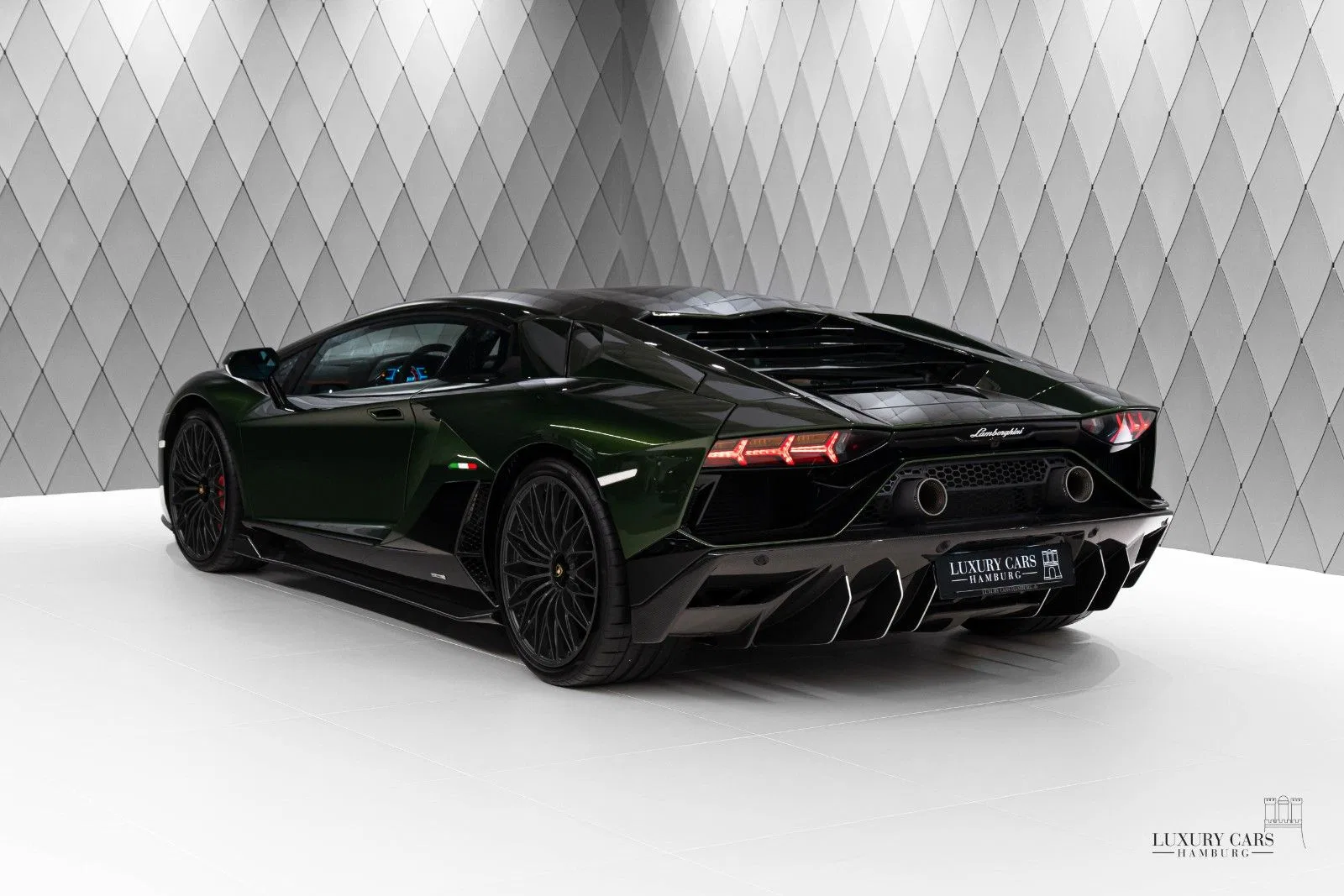 2022 Lamborghini Aventador Ultimae for sale, exterior, Green