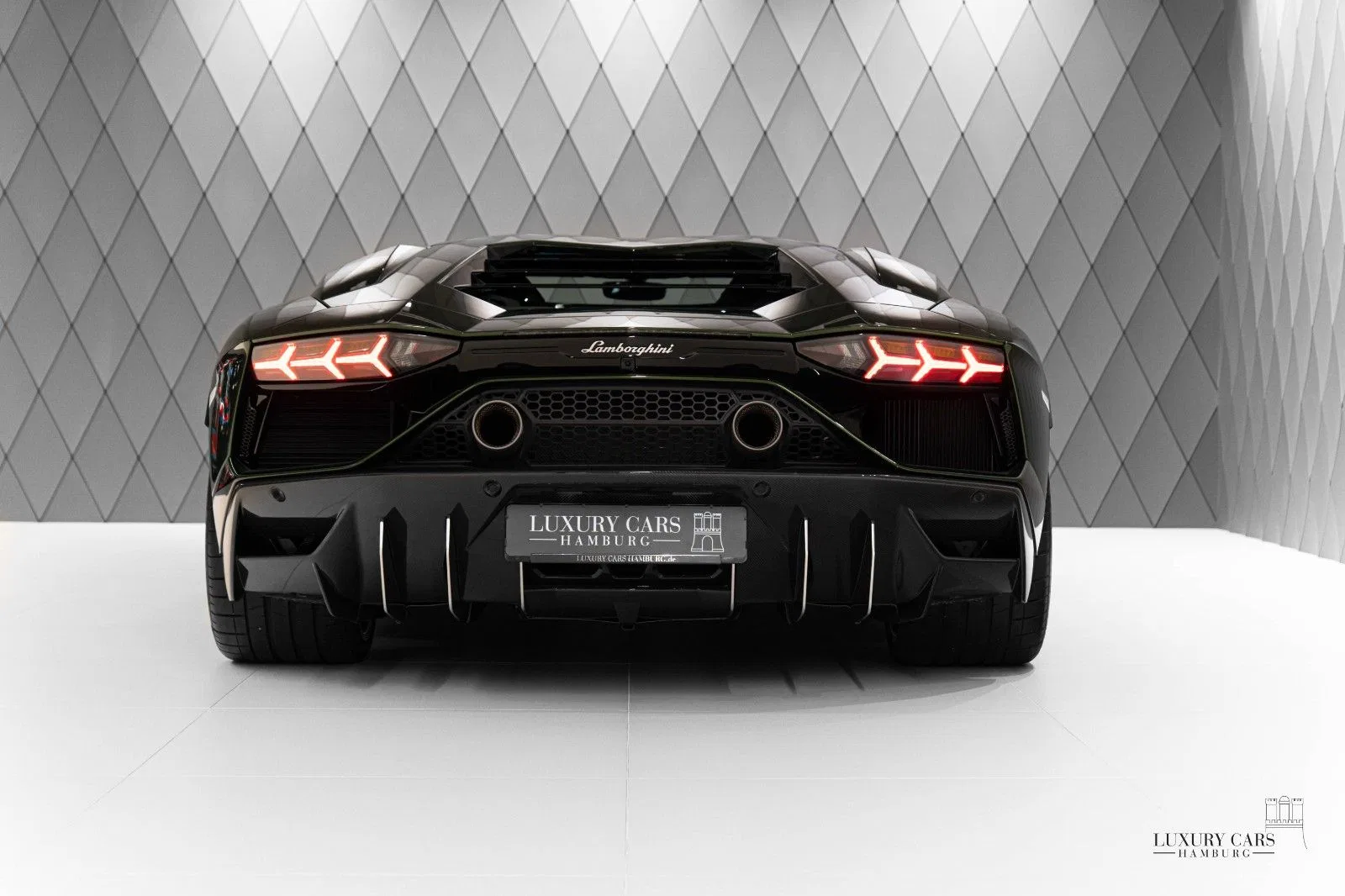 2022 Lamborghini Aventador Ultimae, rear three-quarter view, Green