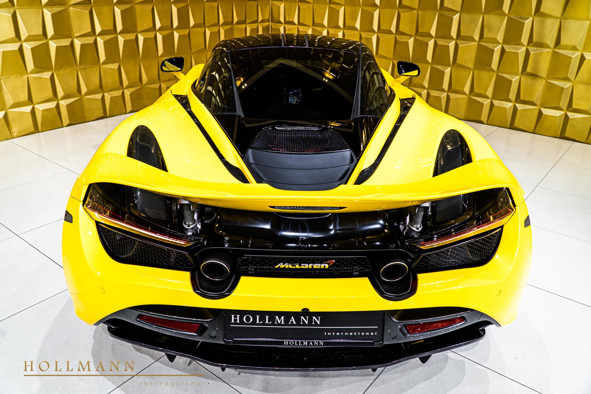 2018 McLaren 720S Performance, 17/20