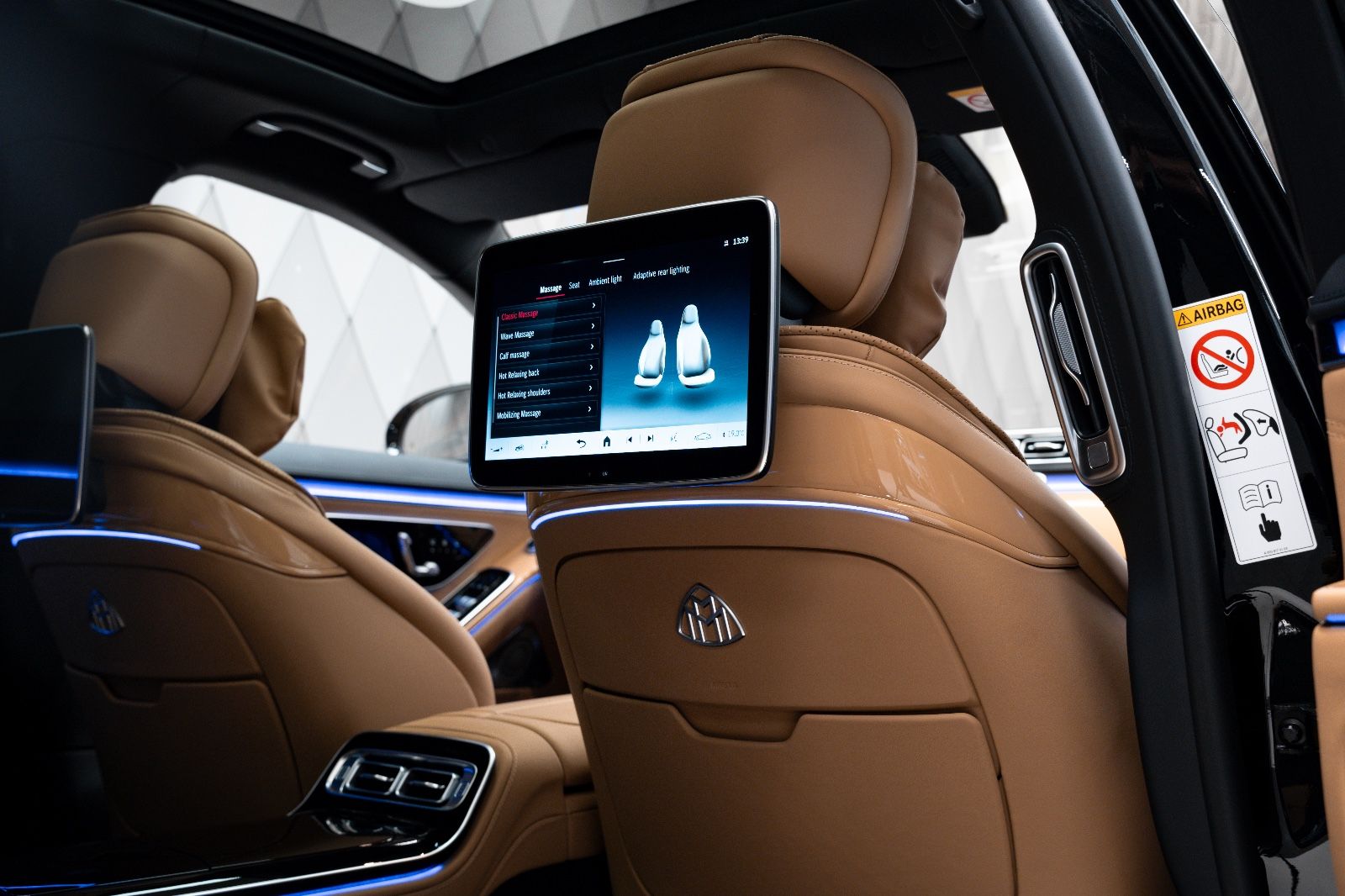 2023 Maybach S 680 by Virgil Abloh, 9/17