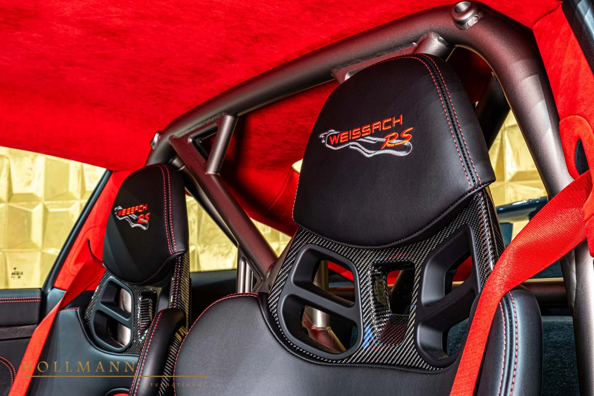 2025 Porsche 911 GT2 RS interior, seats, Red