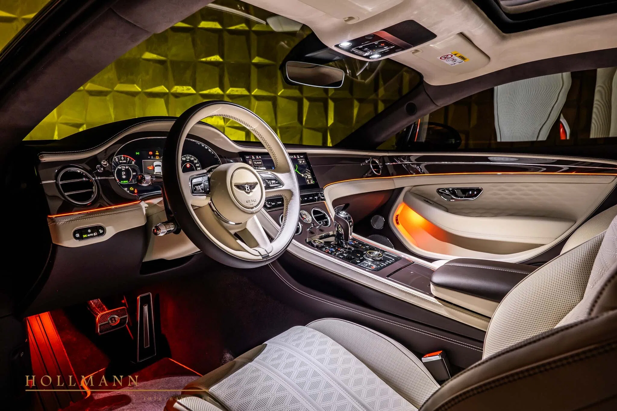 2025 Bentley Continental GT Speed interior, dashboard