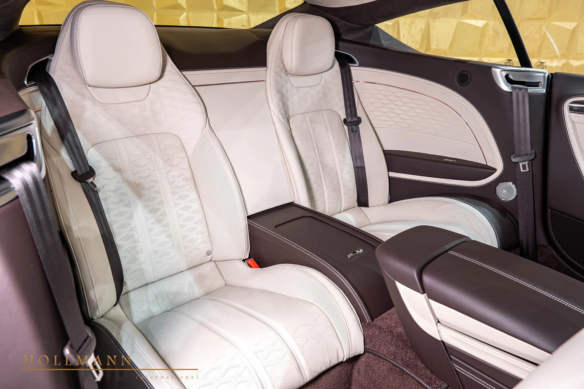 2025 Bentley Continental GT Speed interior, seats