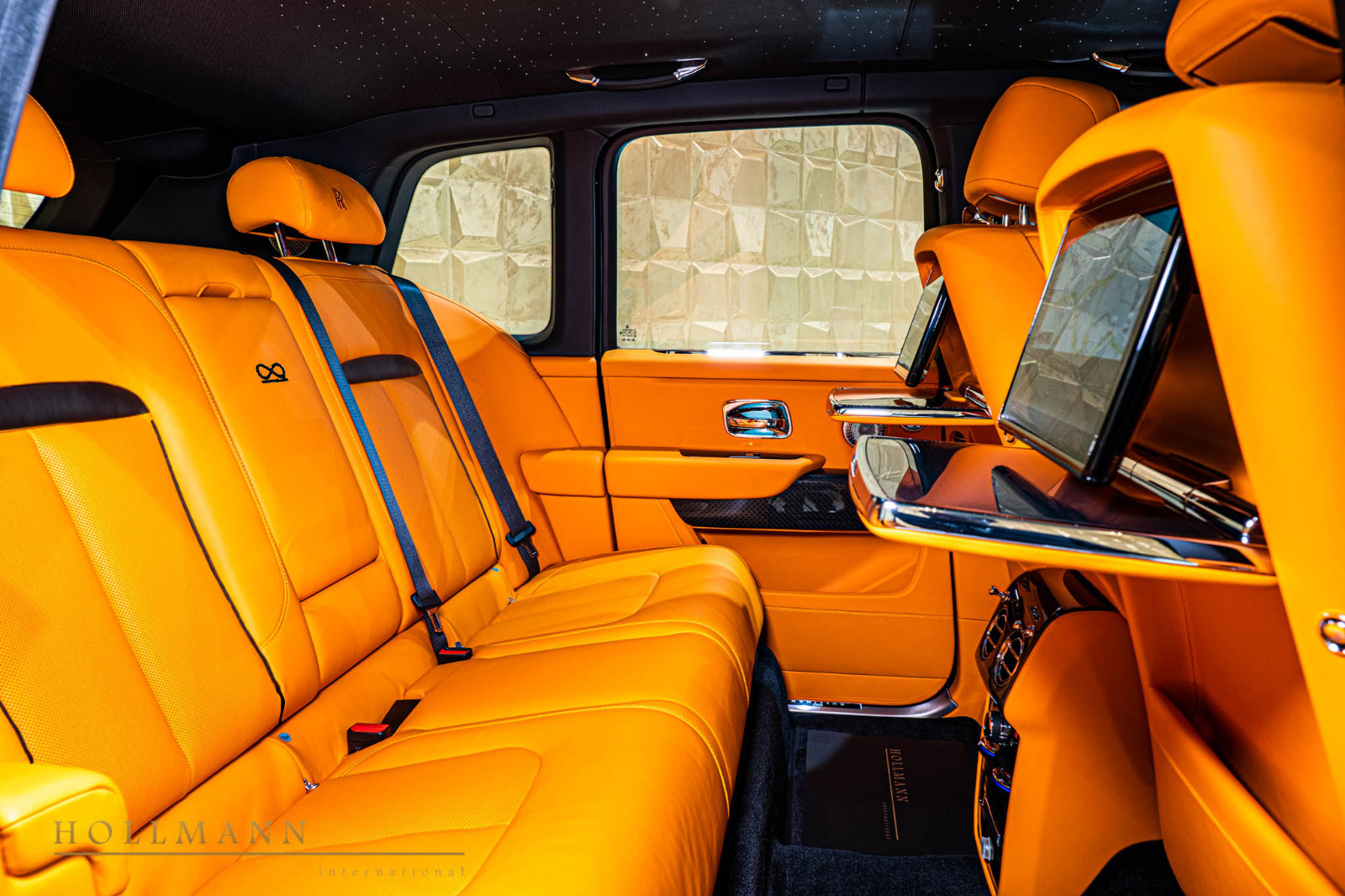 2025 Rolls-Royce Cullinan Black Badge, 4/12