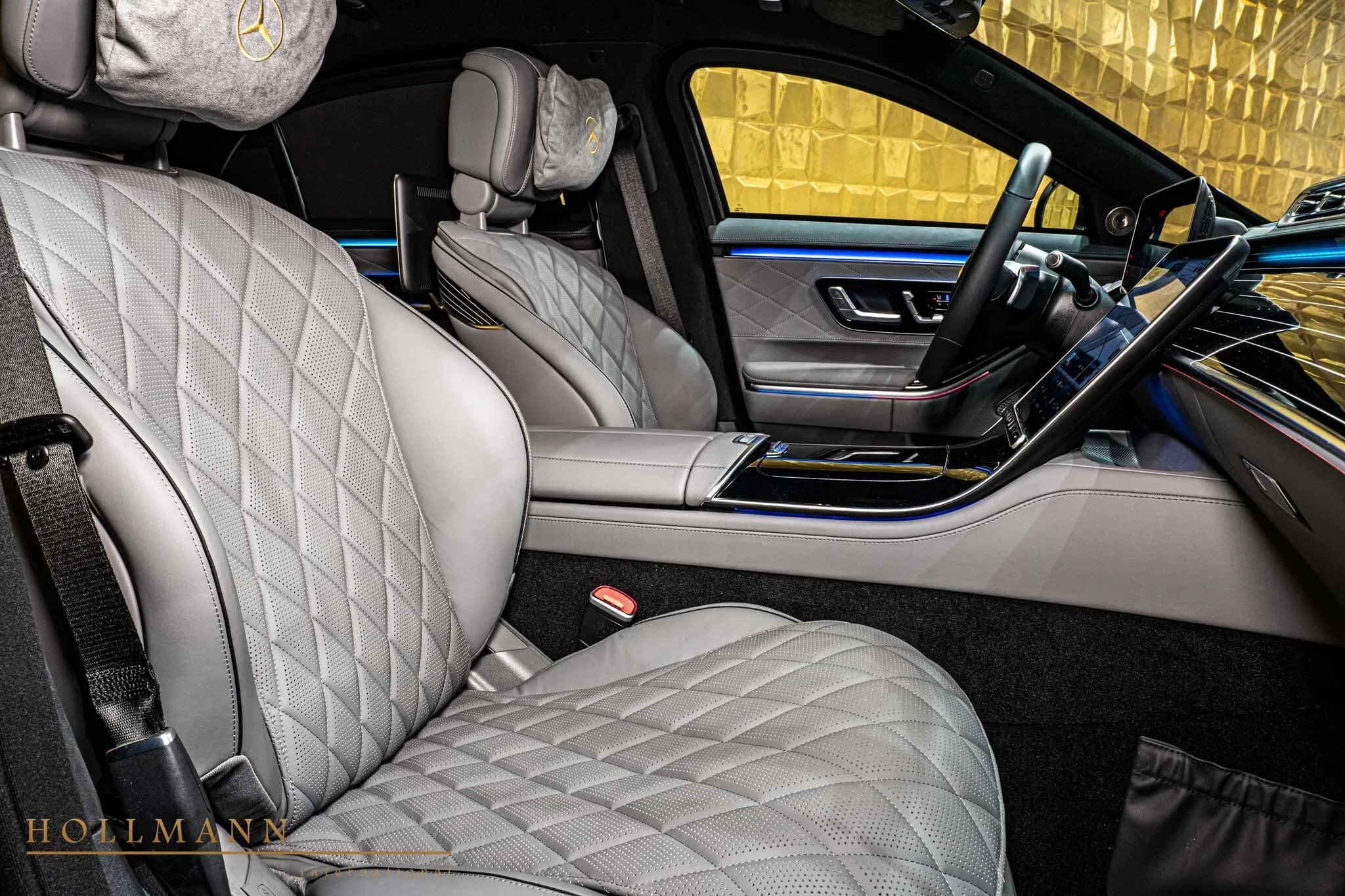 2025 Mercedes-Benz S 680 Armored interior, seats, Exclusive Leather - Gray