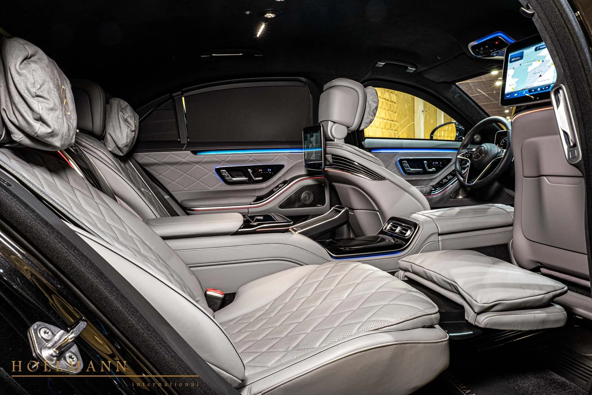 2025 Mercedes-Benz S 680 Armored interior, seats, Exclusive Leather - Gray