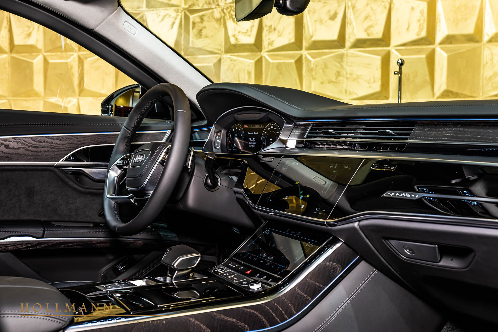 2025 Audi A8 Armored, 9/24