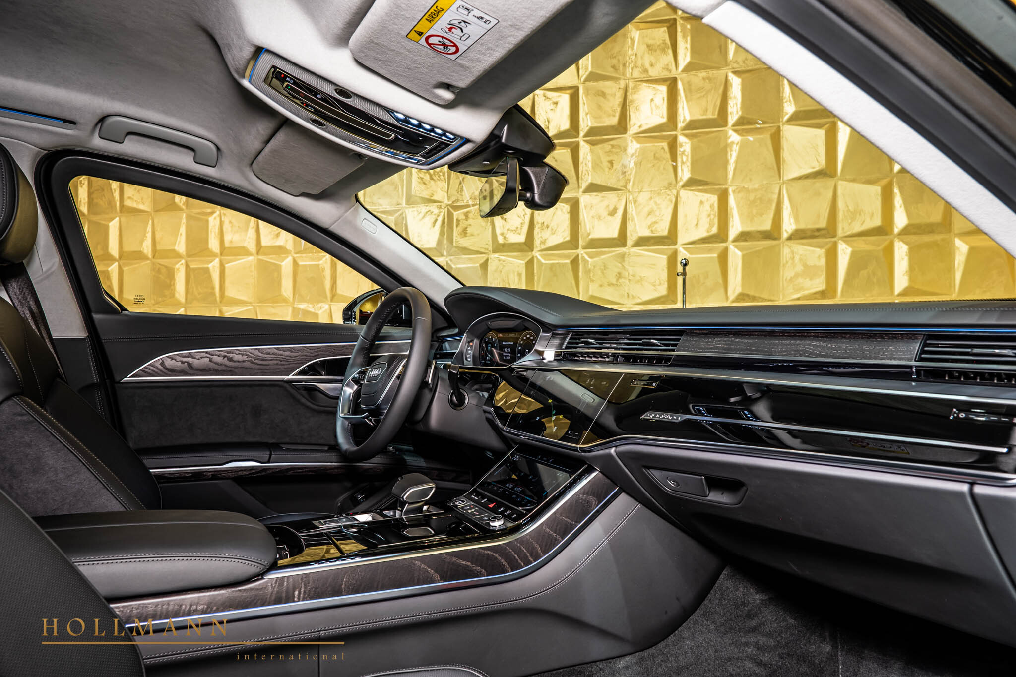 2025 Audi A8 Armored, 10/24