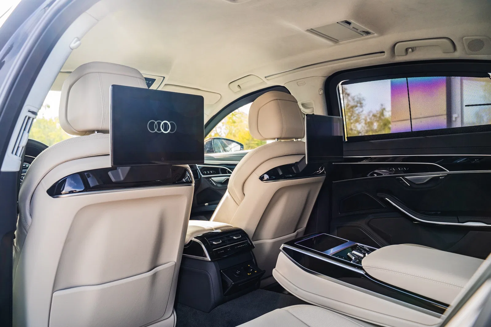 2025 Armored Audi A8 interior, seats, Perlmutt Beige Leather
