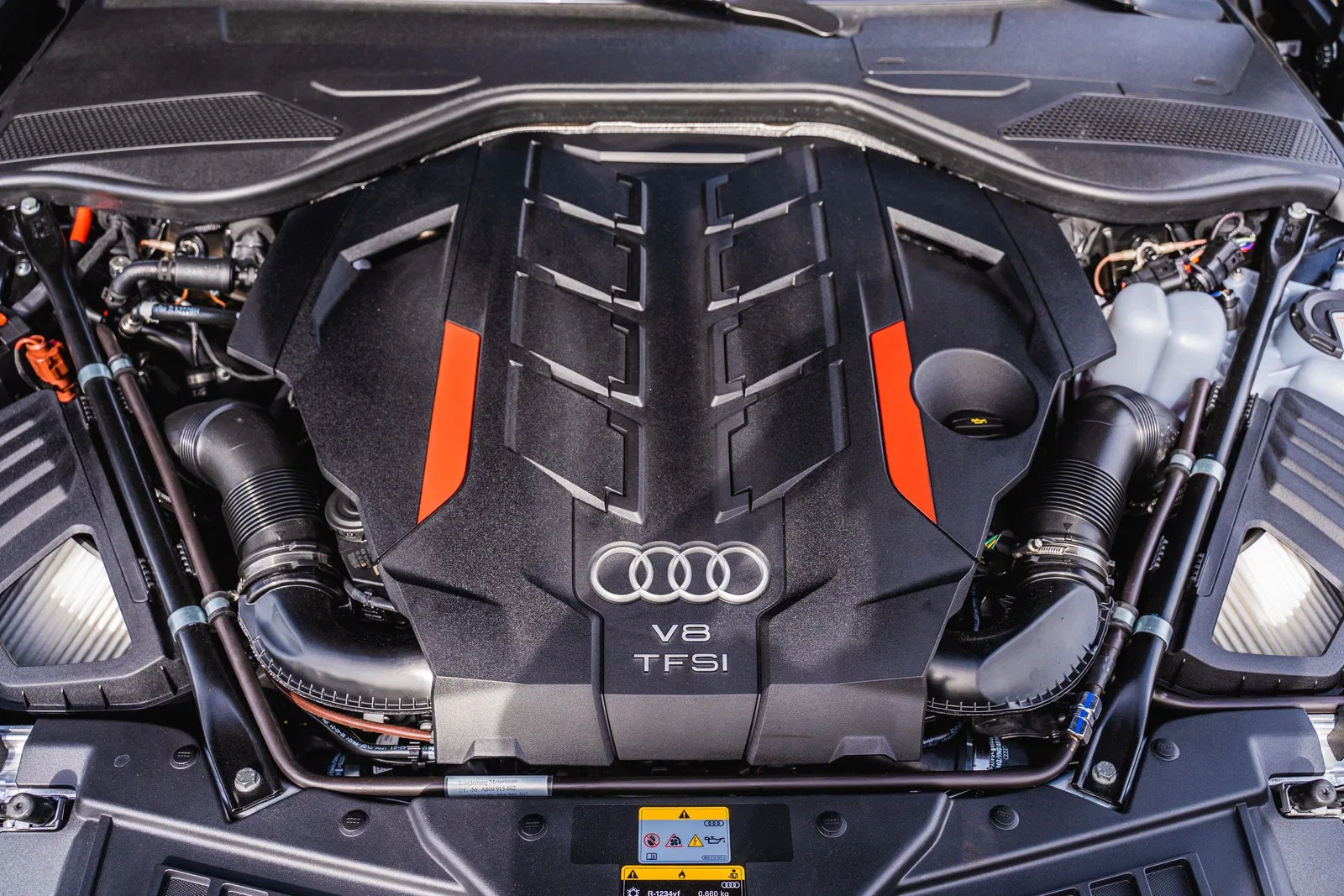 2025 Armored Audi A8 engine