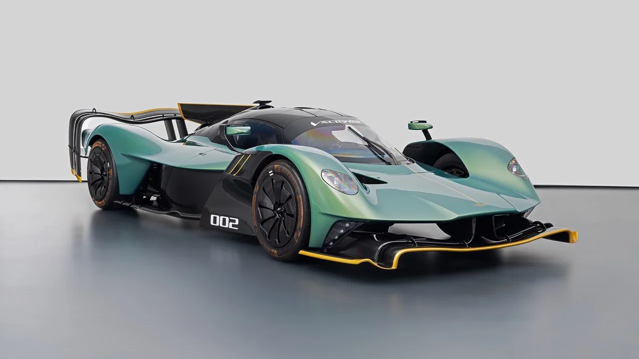 2023 Aston Martin Valkyrie AMR Pro