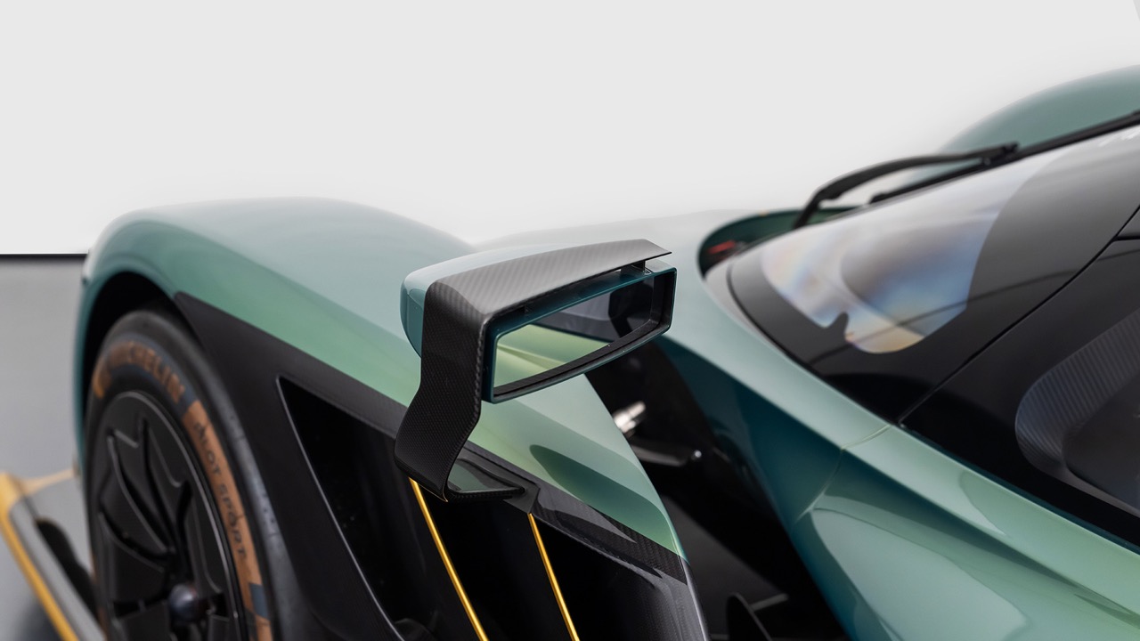 2023 Aston Martin Valkyrie AMR Pro, 9/20