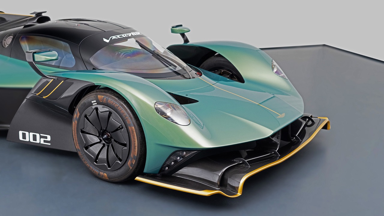 2023 Aston Martin Valkyrie AMR Pro, 16/20