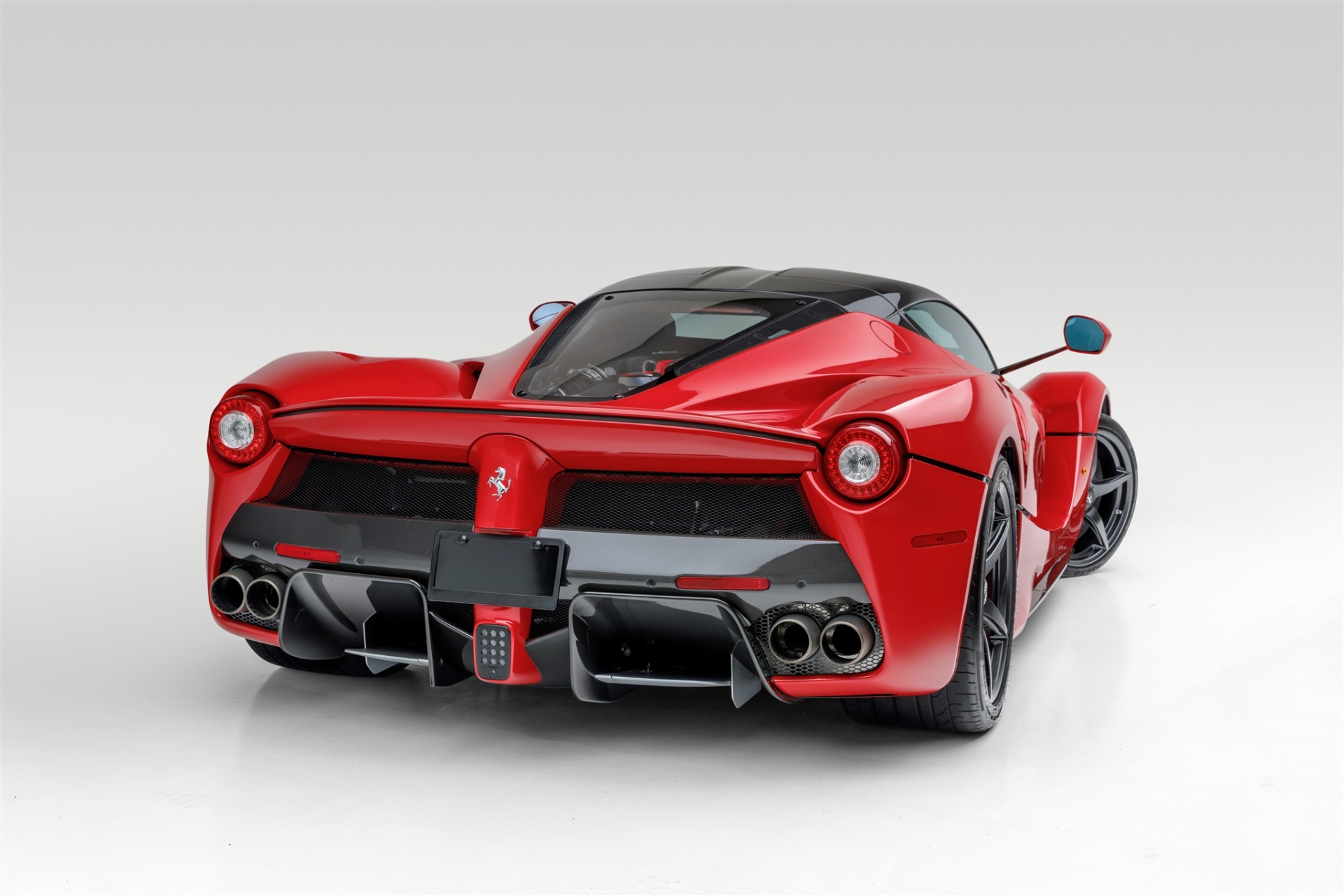 2015 Ferrari LaFerrari, 15/18