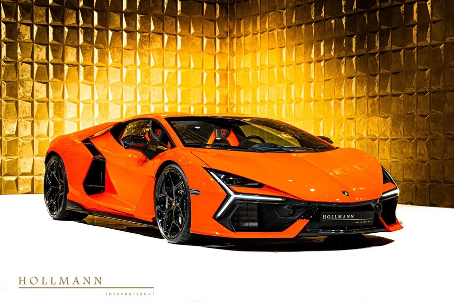 2025 Lamborghini Revuelto
