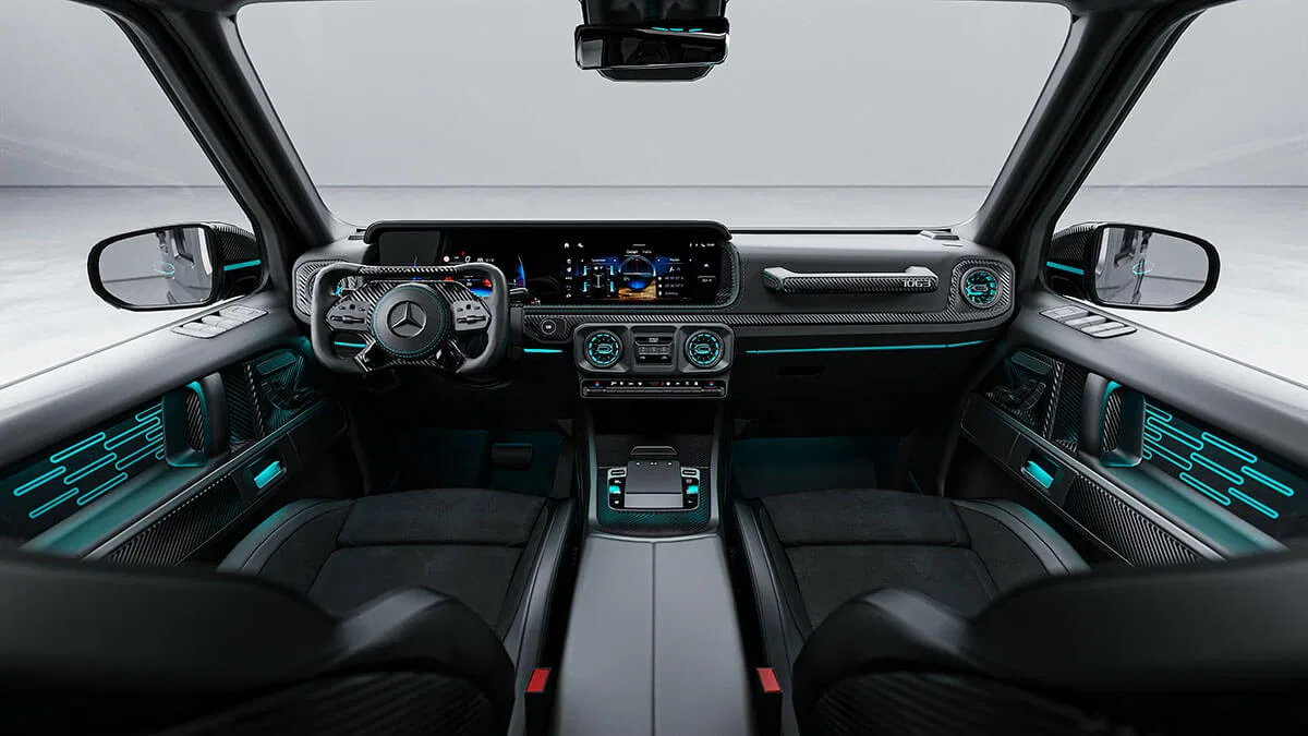 2025 HOF Sir Class 1063 interior, dashboard