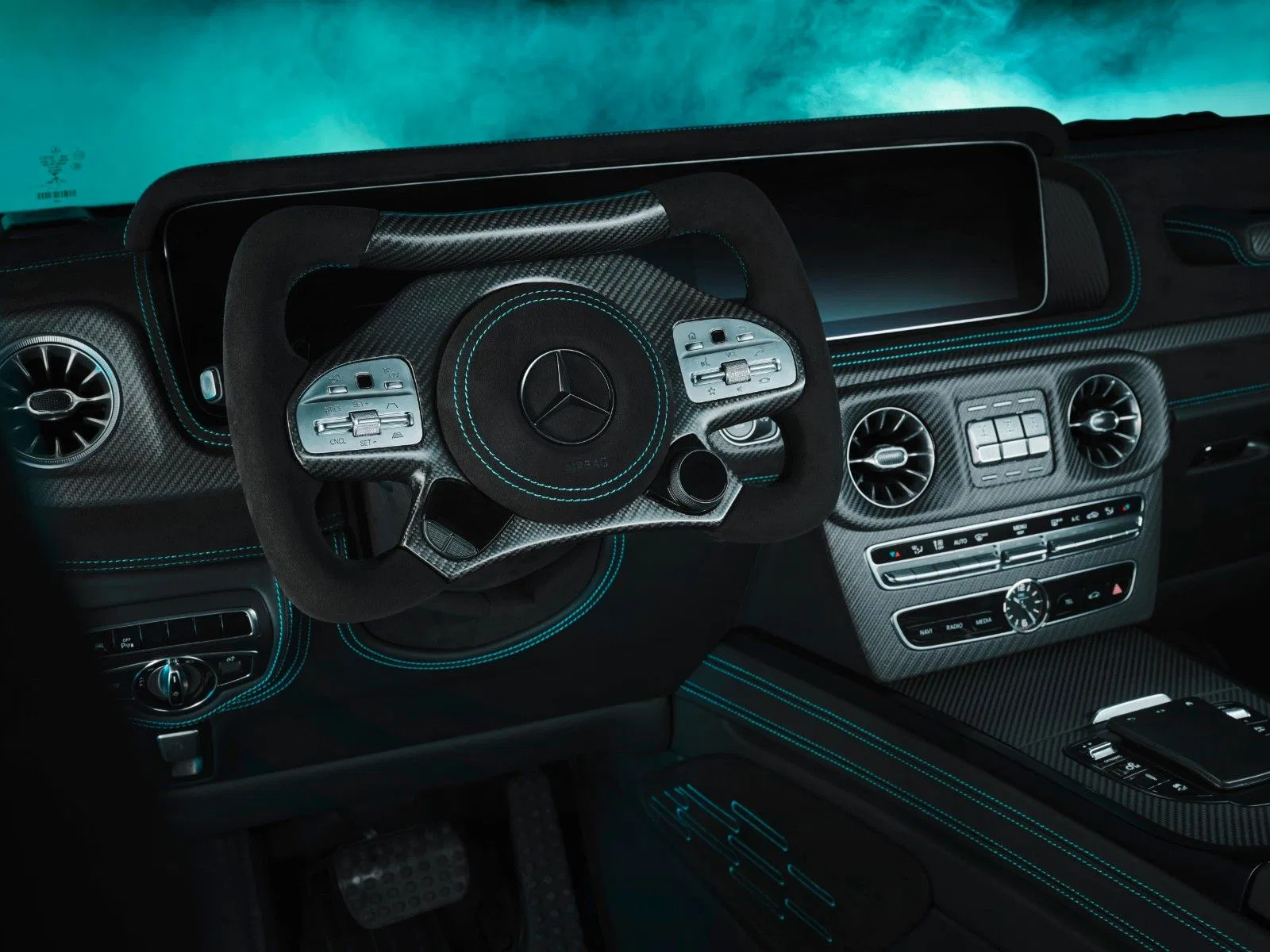 2025 HOF Sir Class 1063 interior, dashboard