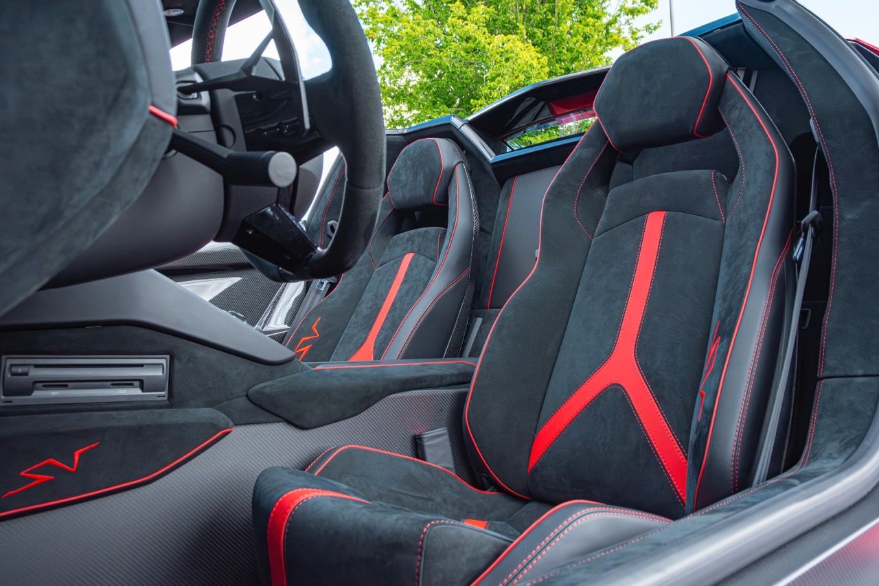 2017 Lamborghini Aventador SV Roadster, 7/16