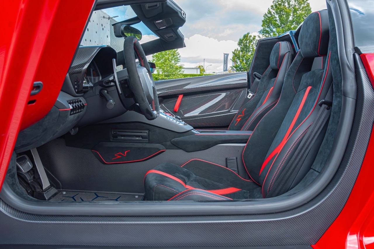 2017 Lamborghini Aventador SV Roadster, 8/16