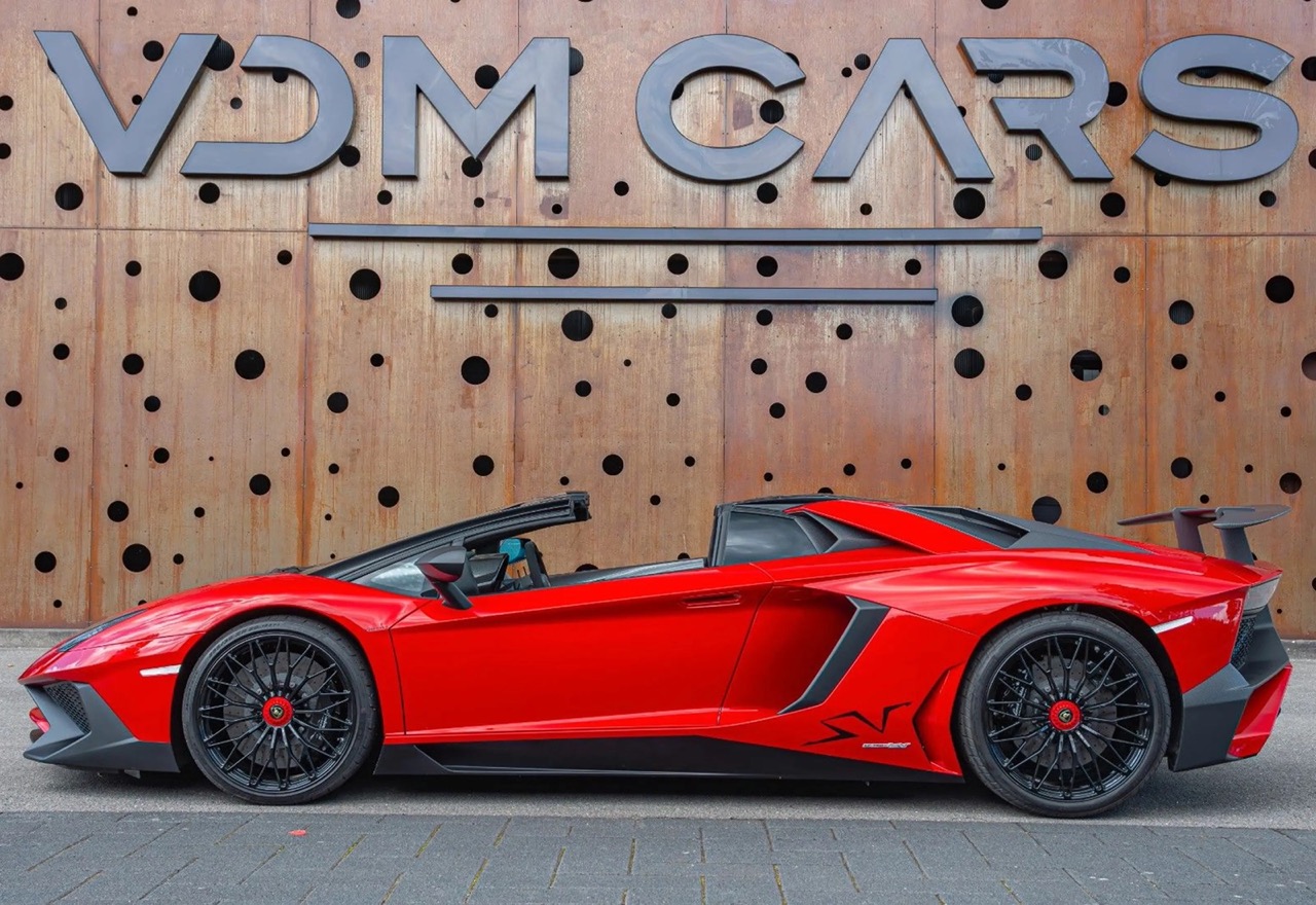 2017 Lamborghini Aventador SV Roadster, 12/16