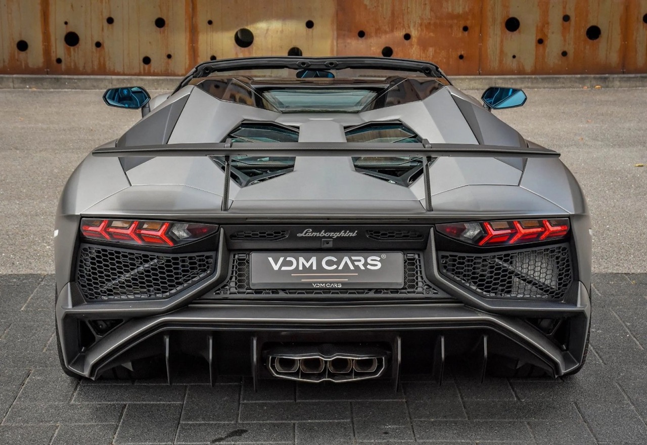 2017 Lamborghini Aventador SV Roadster, 6/20