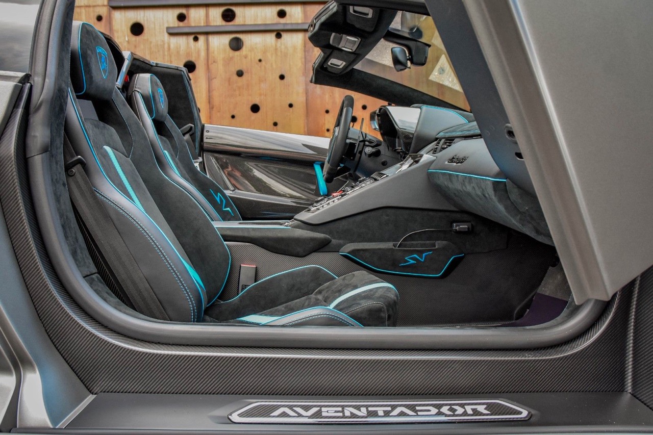 2017 Lamborghini Aventador SV Roadster, 8/20