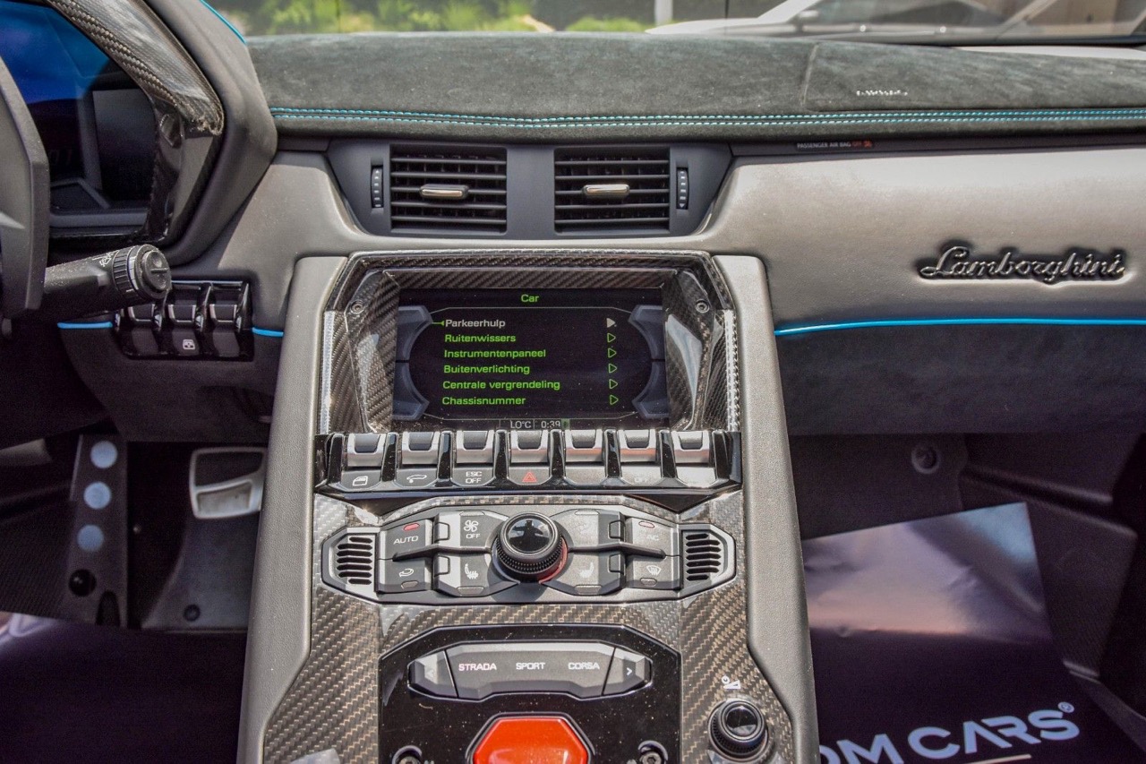 2017 Lamborghini Aventador SV Roadster, 9/20