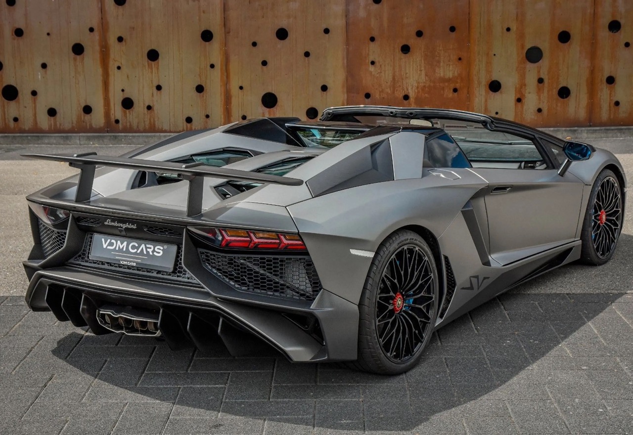 2017 Lamborghini Aventador SV Roadster, 20/20