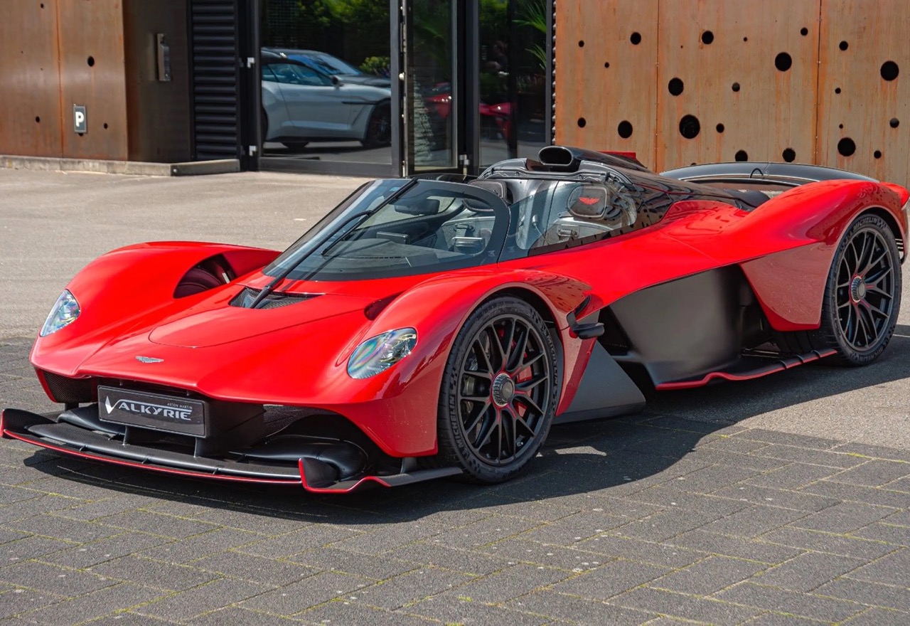 2024 Aston Martin Valkyrie Spider, 9/16