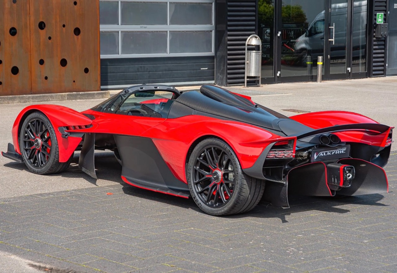 2024 Aston Martin Valkyrie Spider, 10/16