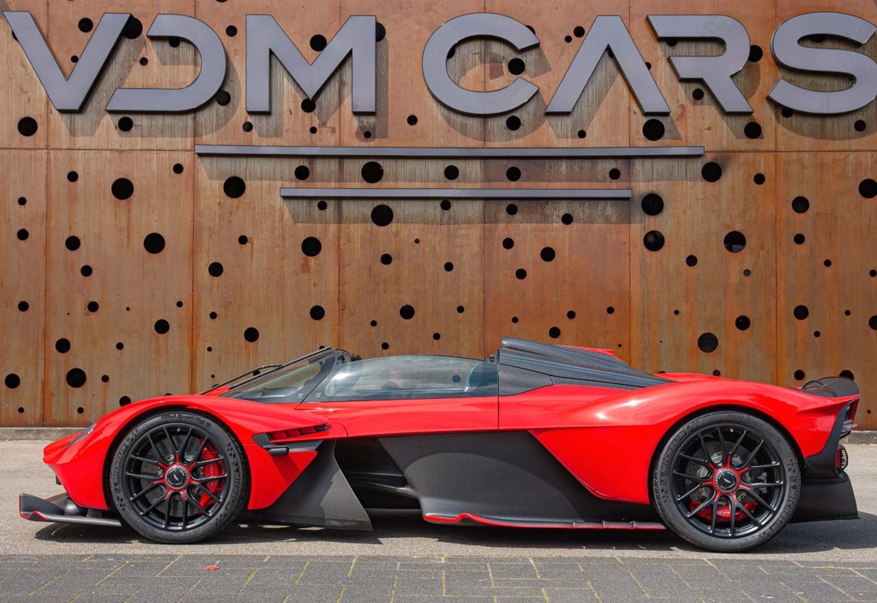 2024 Aston Martin Valkyrie Spider, 13/16