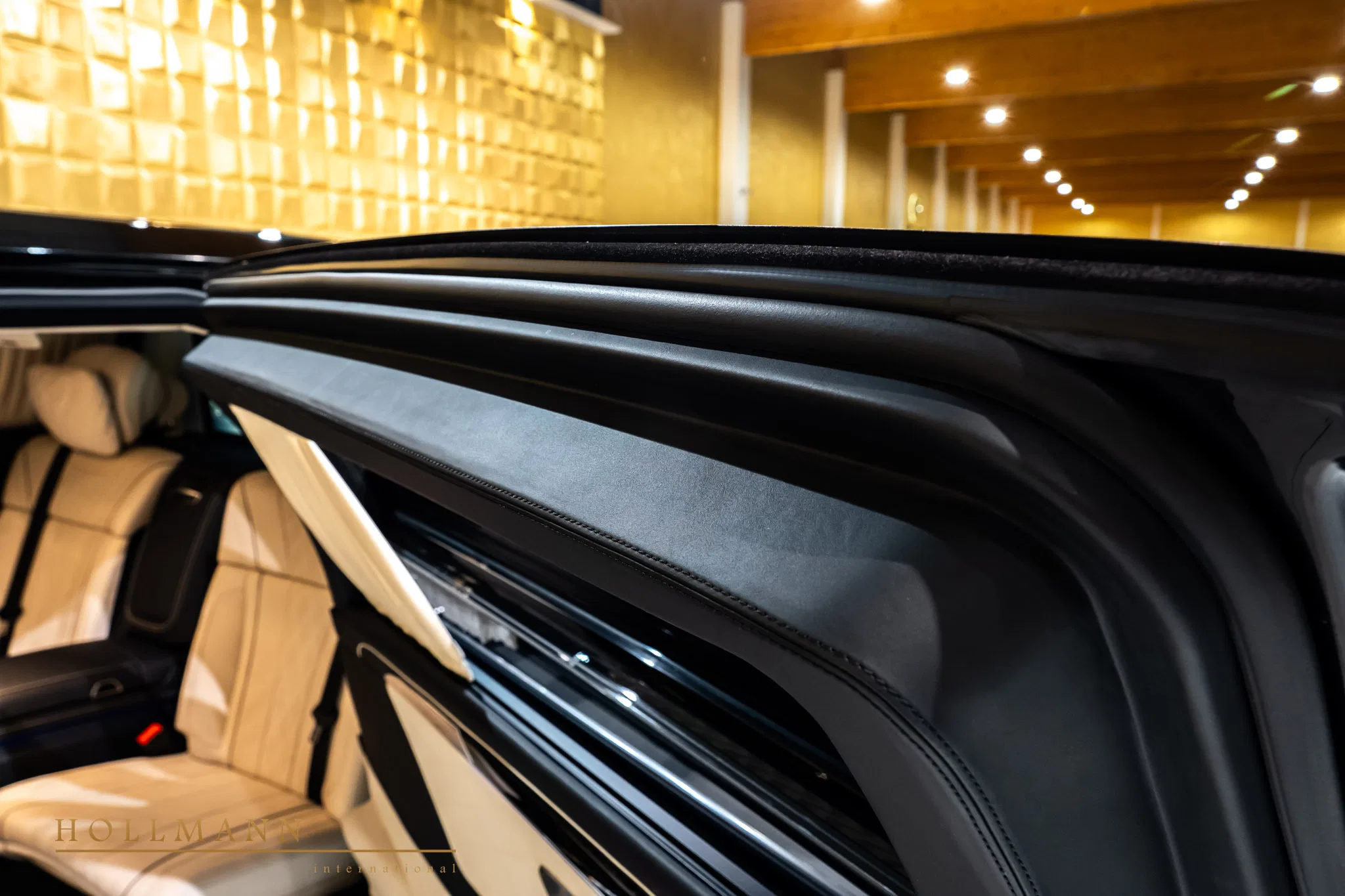 2025 Mercedes-Maybach S 650 Pullman Armoured trunk