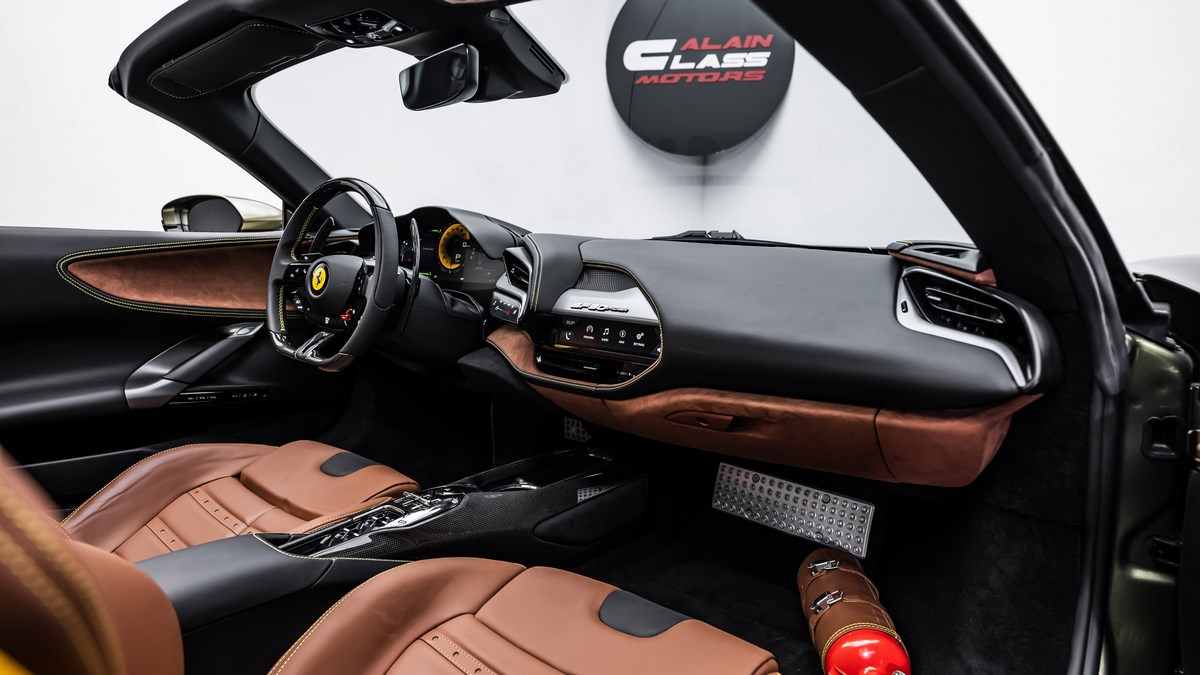 2024 Ferrari SF90 Spider, 7/16