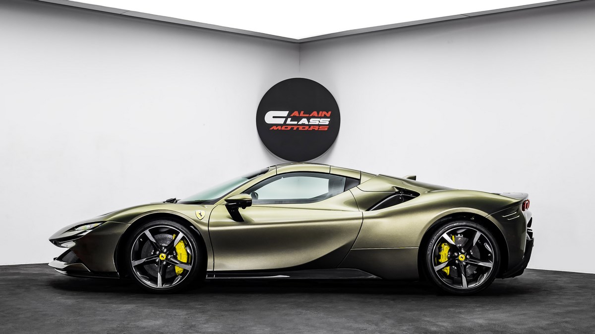 2024 Ferrari SF90 Spider, 12/16