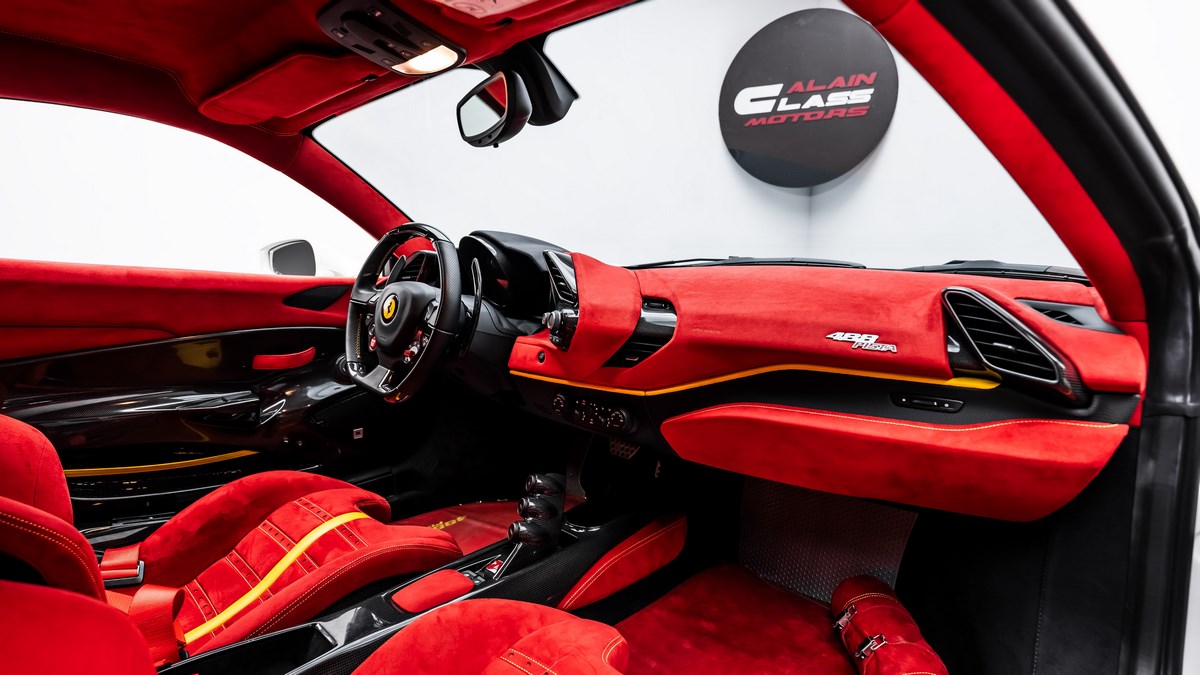 2020 Ferrari 488 Pista, 5/18