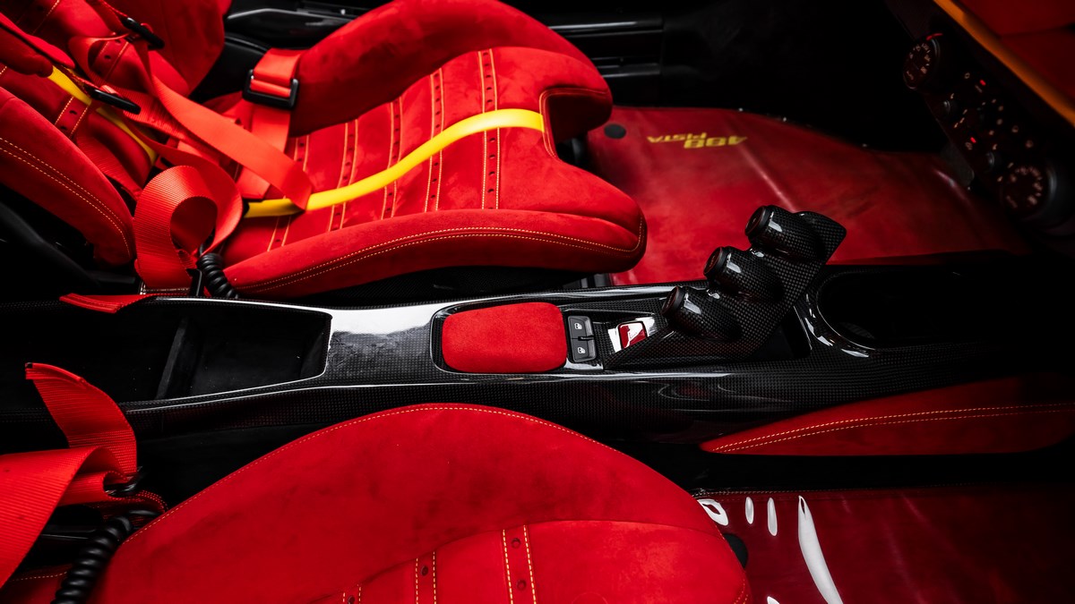 2020 Ferrari 488 Pista, 6/18