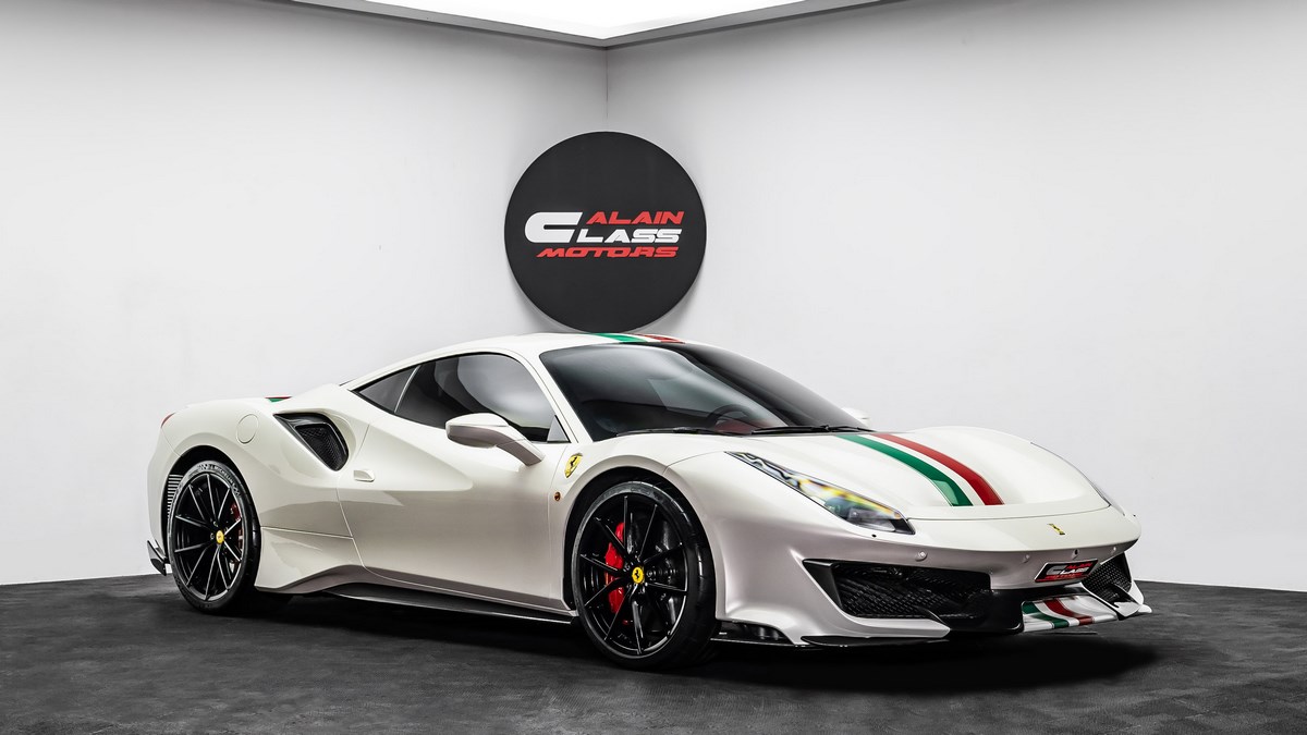 2020 Ferrari 488 Pista, 17/18