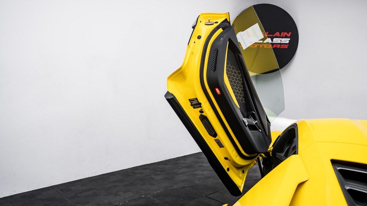 2024 Lamborghini Revuelto, 12/28