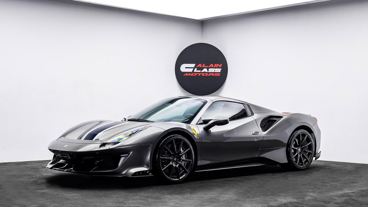 2020 Ferrari 488 Pista Spider, 2/18