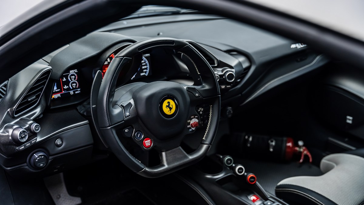 2020 Ferrari 488 Pista Spider, 3/18