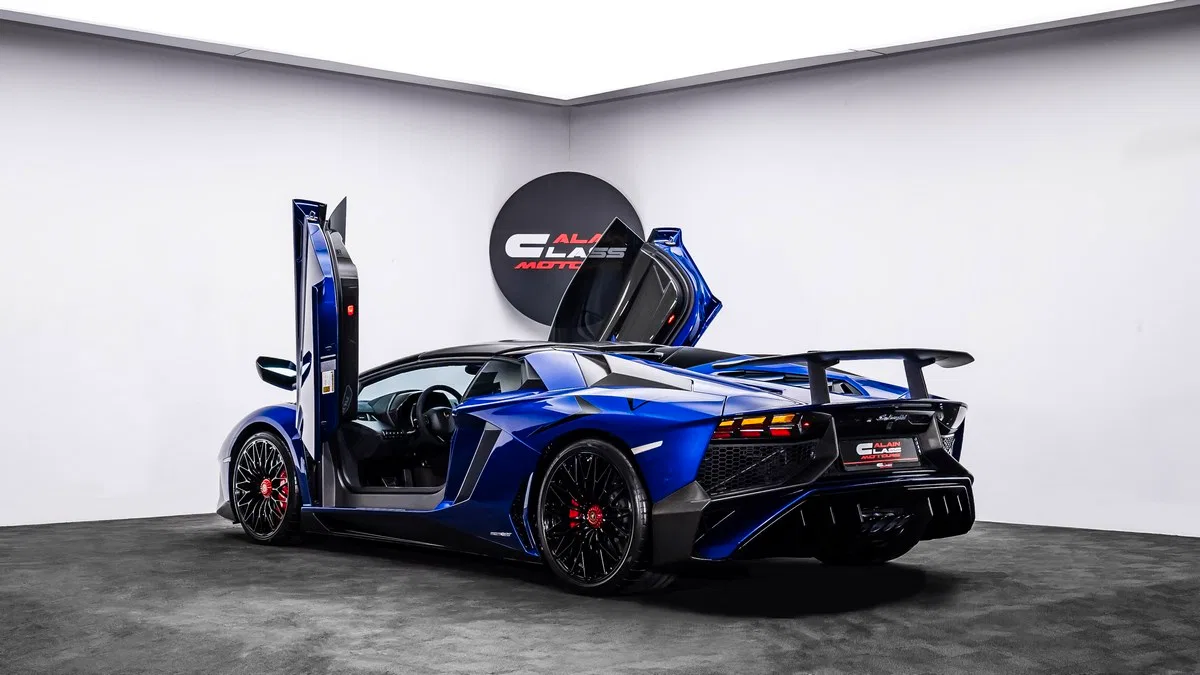 2016 Lamborghini Aventador SV Roadster