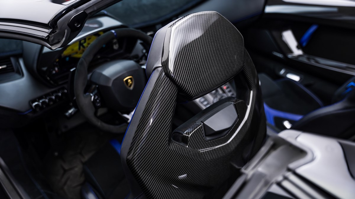 2016 Lamborghini Aventador SV Roadster, 10/16