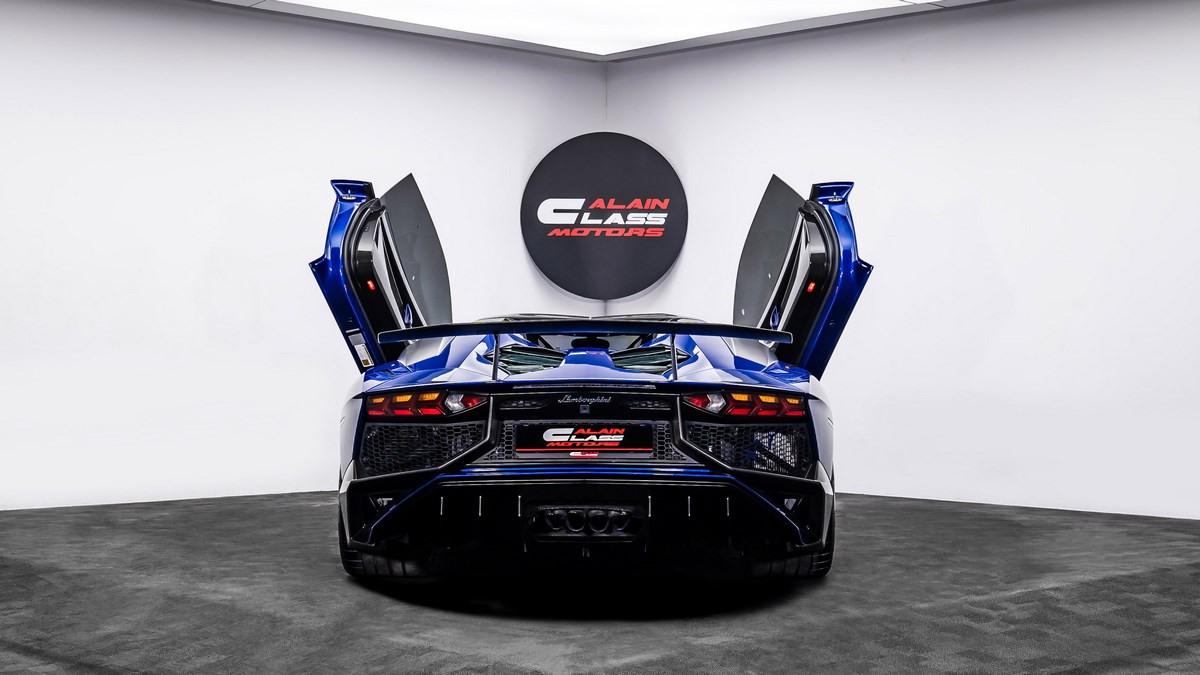 2016 Lamborghini Aventador SV Roadster, 13/16