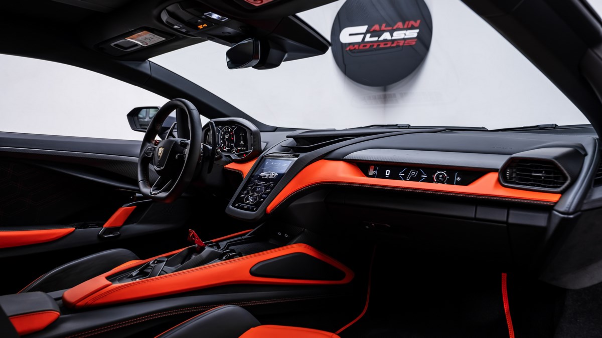 2024 Lamborghini Revuelto, 9/18