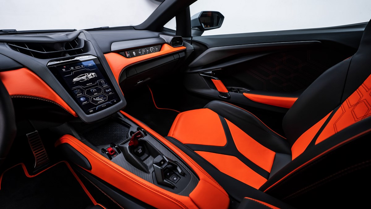 2024 Lamborghini Revuelto, 12/18