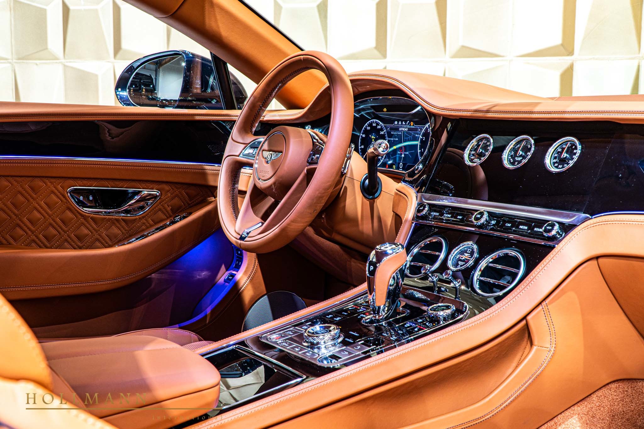 2019 Bentley Continental GT V8, 19/20