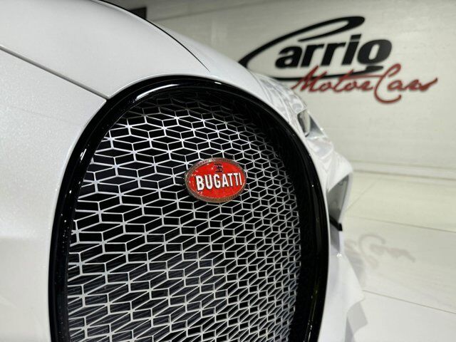 2024 Bugatti Chiron Super Sport "Elephant Blanc", 2/20